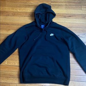 NIKE FLEECE HOODIE SIZE M